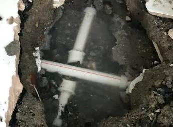 西固阳台漏水维修公司为您分享楼上楼下漏水怎么处理